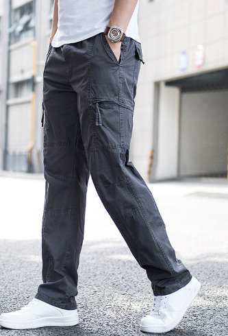 Relaxed casual cargo pants with multiple pockets and Volkswagen style in khaki color